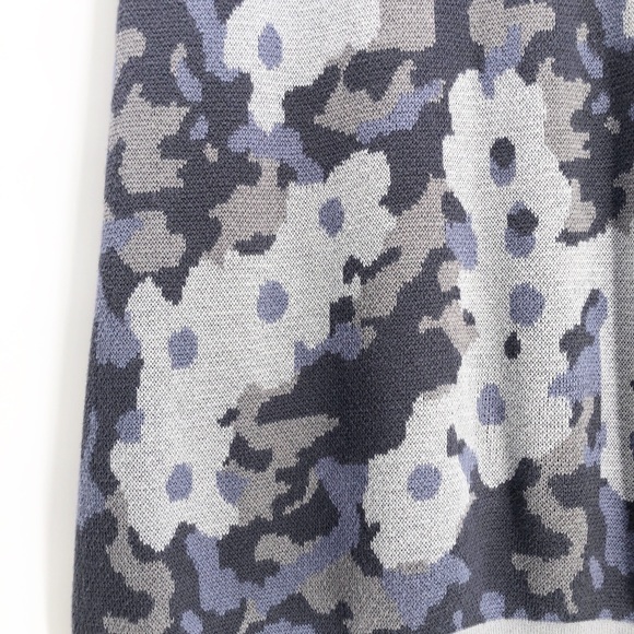 John-Jenn Flower Cammo Sweater Dress s/p - Picture 7 of 7